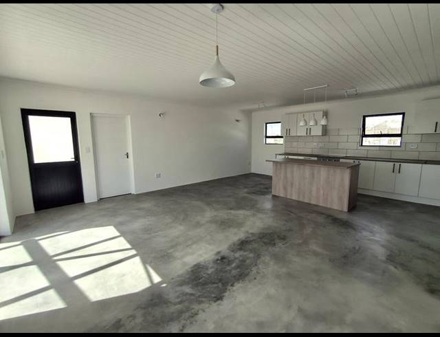3 BEDROOM HOUSE FOR SALE IN BRITANNIA BAY